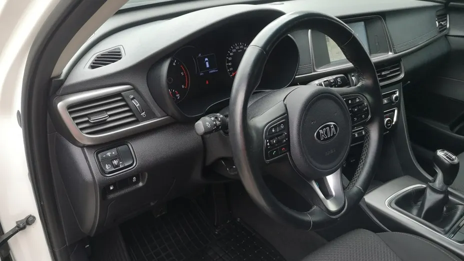 KIA Optima -
