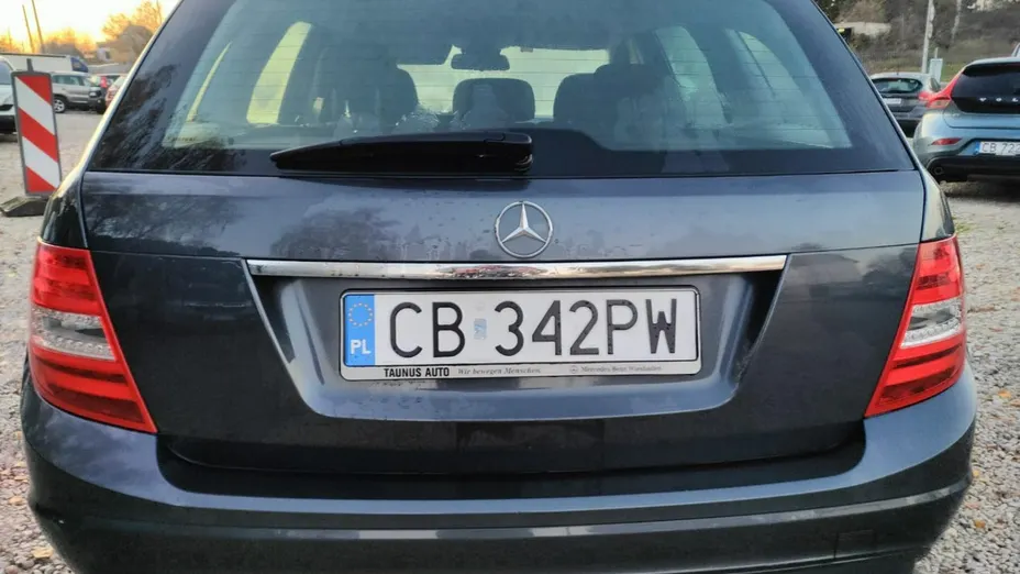 MERCEDES-BENZ C Klasa -