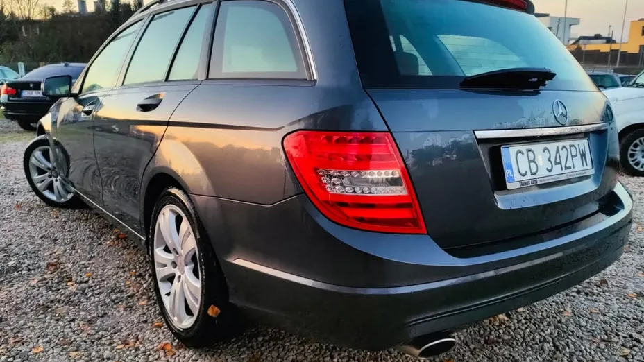 MERCEDES-BENZ C Klasa -