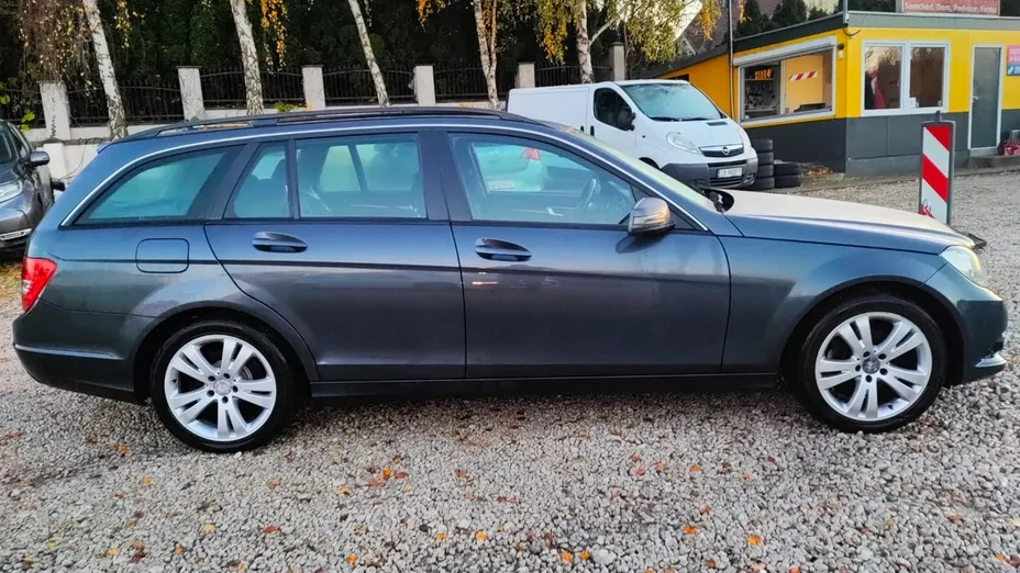 MERCEDES-BENZ C Klasa -