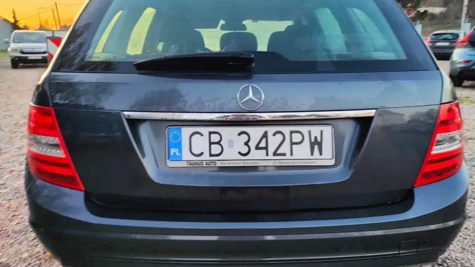 MERCEDES-BENZ C Klasa -