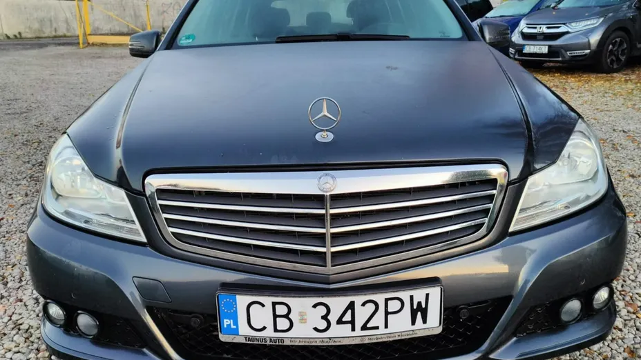 MERCEDES-BENZ C Klasa -
