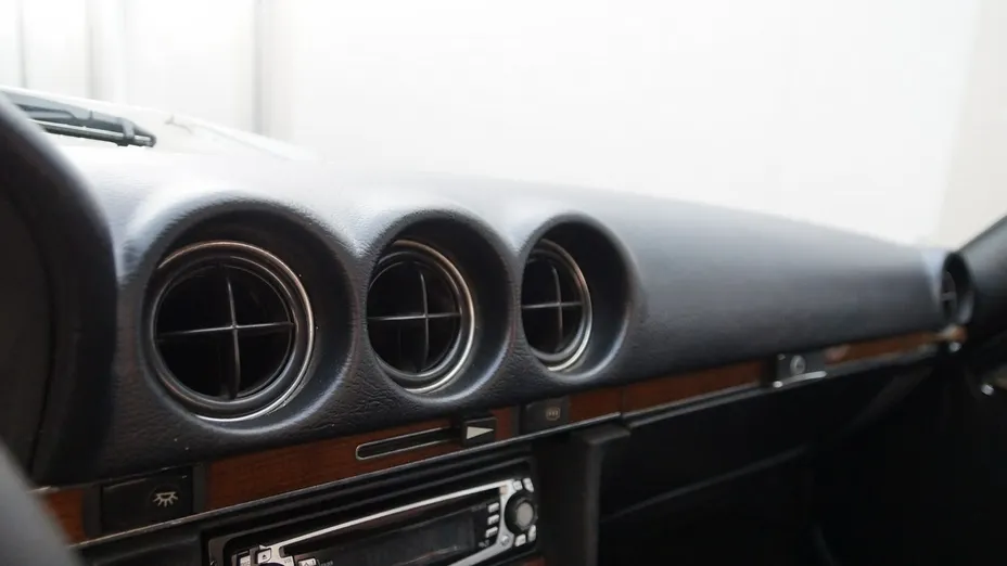 MERCEDES-BENZ SL -