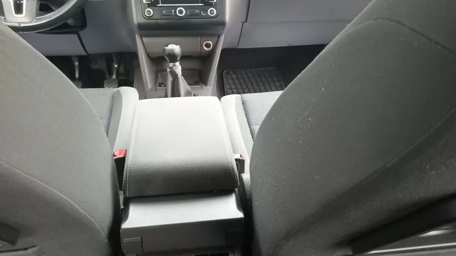 VOLKSWAGEN Touran -