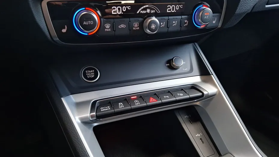 AUDI Q3 Sportback -