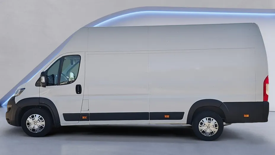 PEUGEOT Boxer Boxer 435 BlueHDi L4H3 Premium