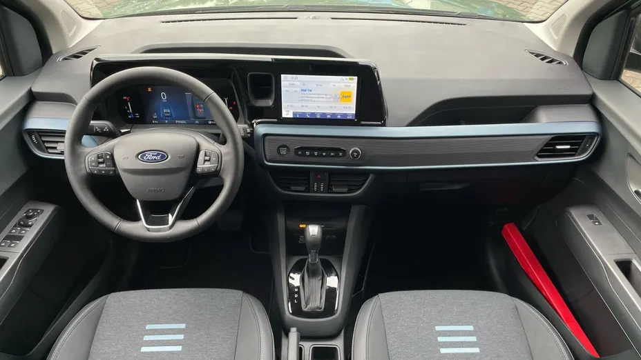 FORD Tourneo Courier Tourneo Courier 1.0 EcoBoost Active aut Nowy
