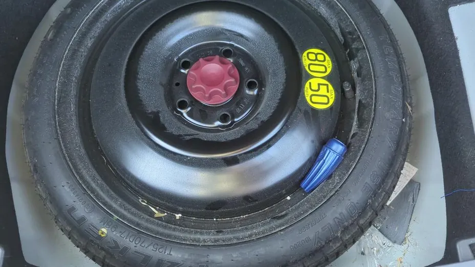 TOYOTA Corolla -