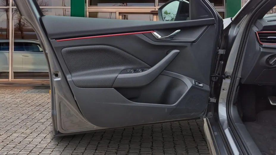 SKODA Kamiq Kamiq 1.0 TSI Monte Carlo DSG Nowy