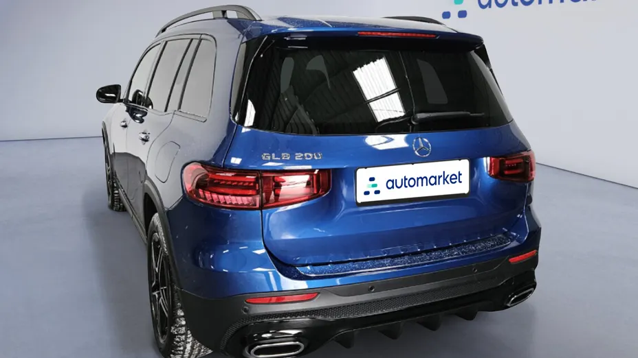 MERCEDES-BENZ GLB GLB 200 mHEV AMG Line 7G-DCT
