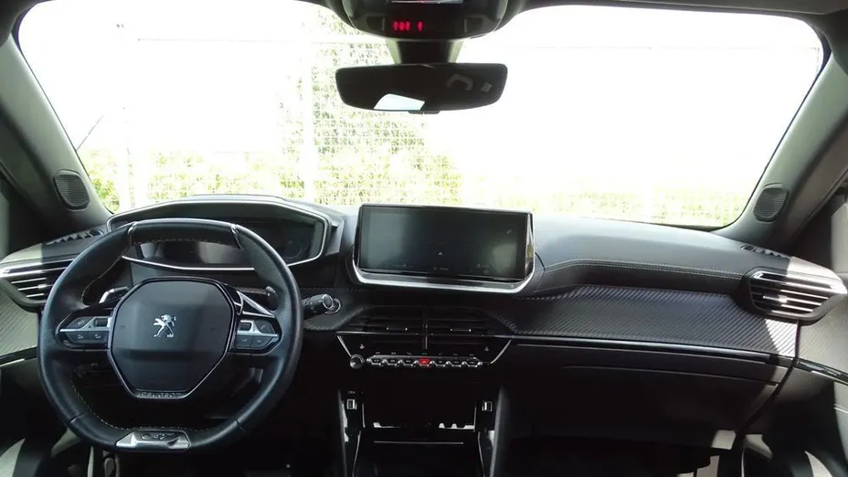 PEUGEOT 2008 -