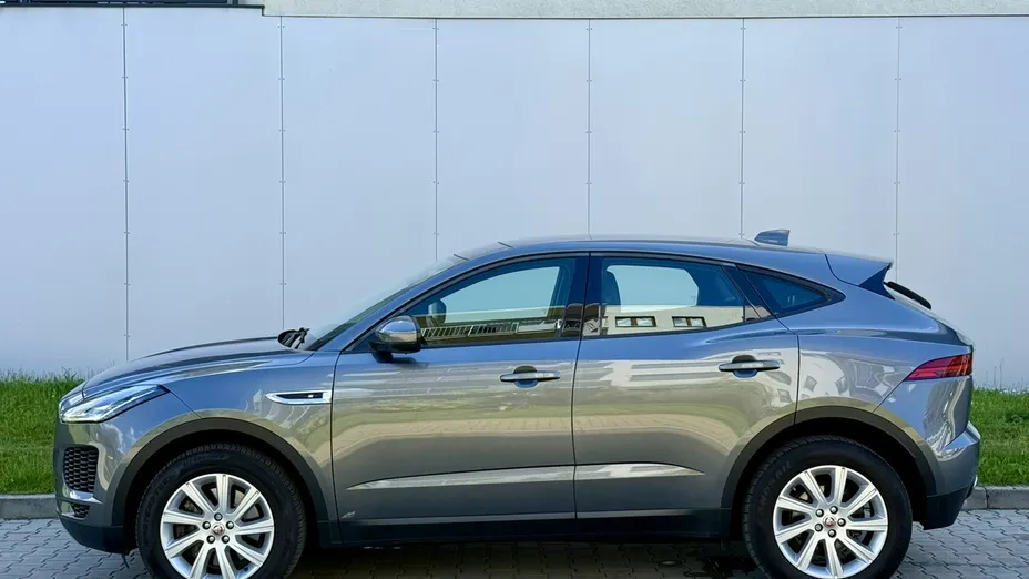 JAGUAR E-Pace -