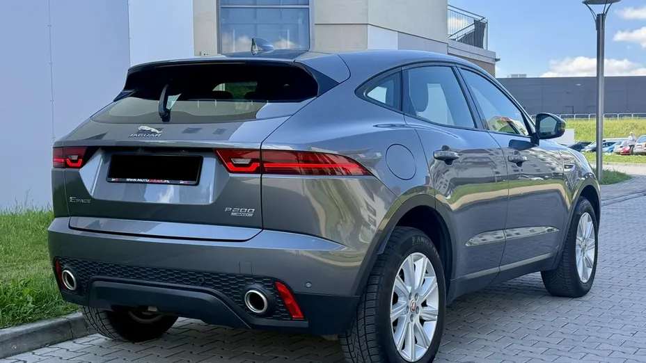 JAGUAR E-Pace -