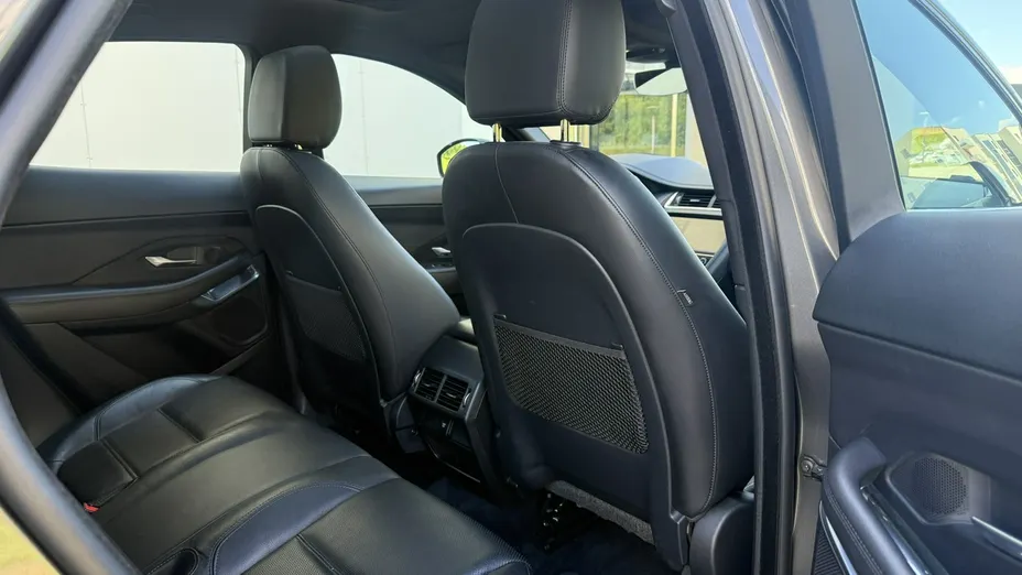 JAGUAR E-Pace -