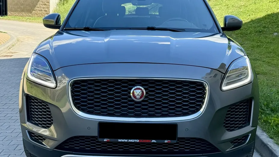 JAGUAR E-Pace -
