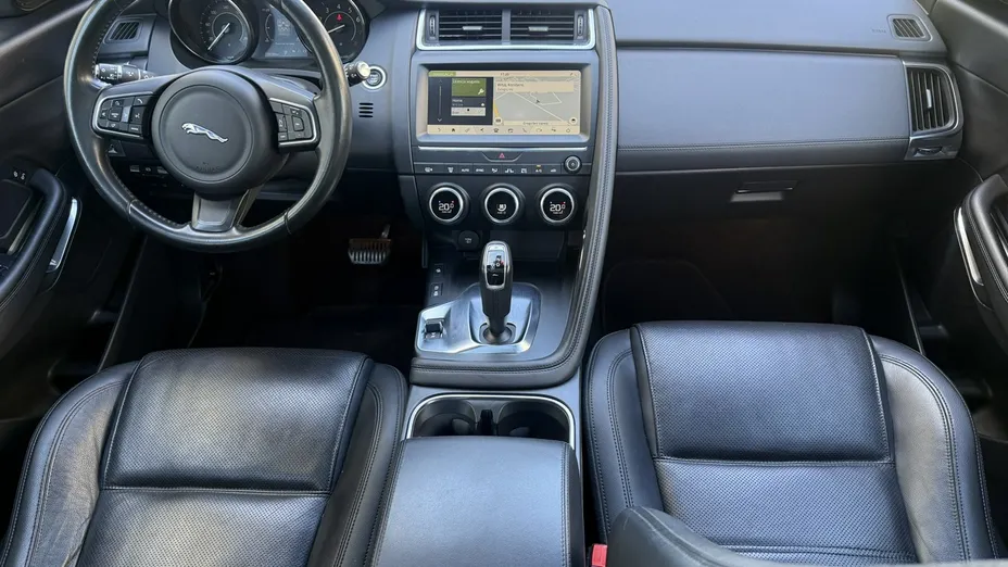 JAGUAR E-Pace -