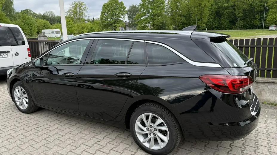 OPEL Astra -