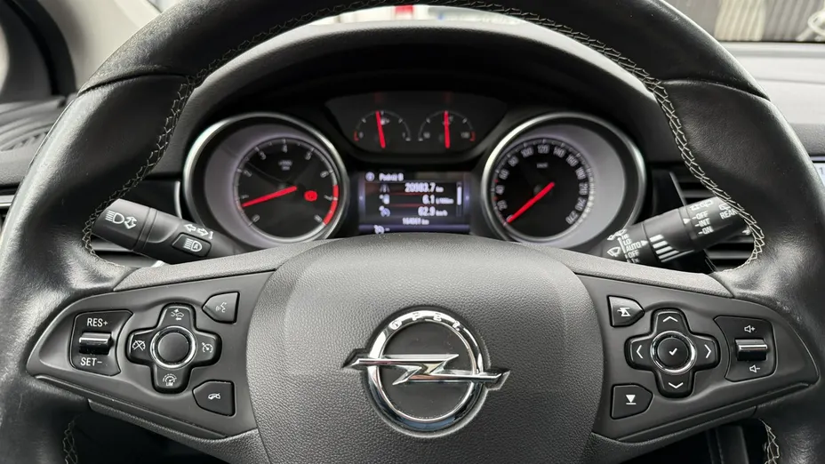 OPEL Astra -