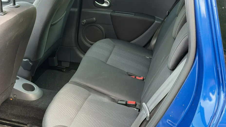 RENAULT Clio -