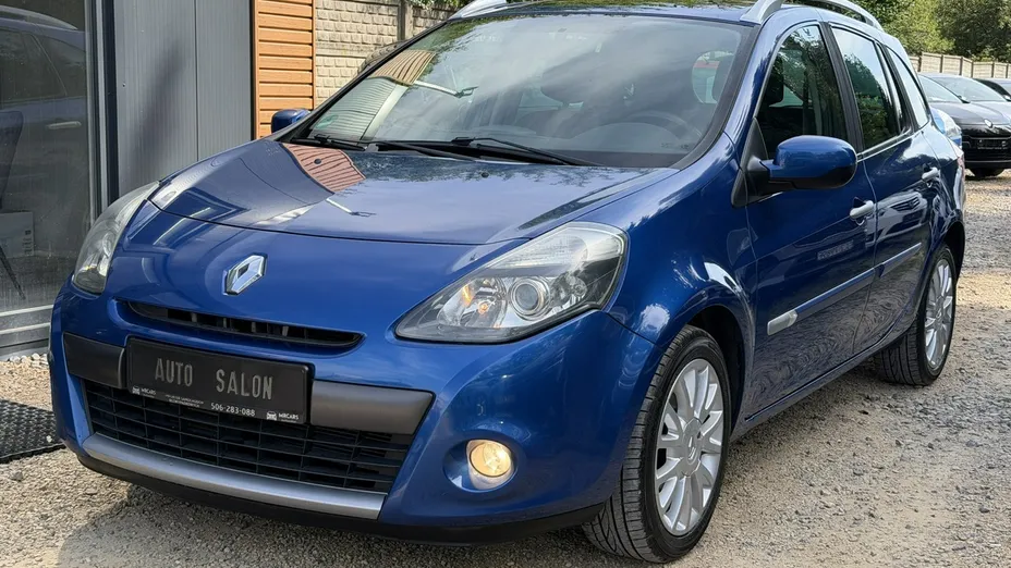 RENAULT Clio -
