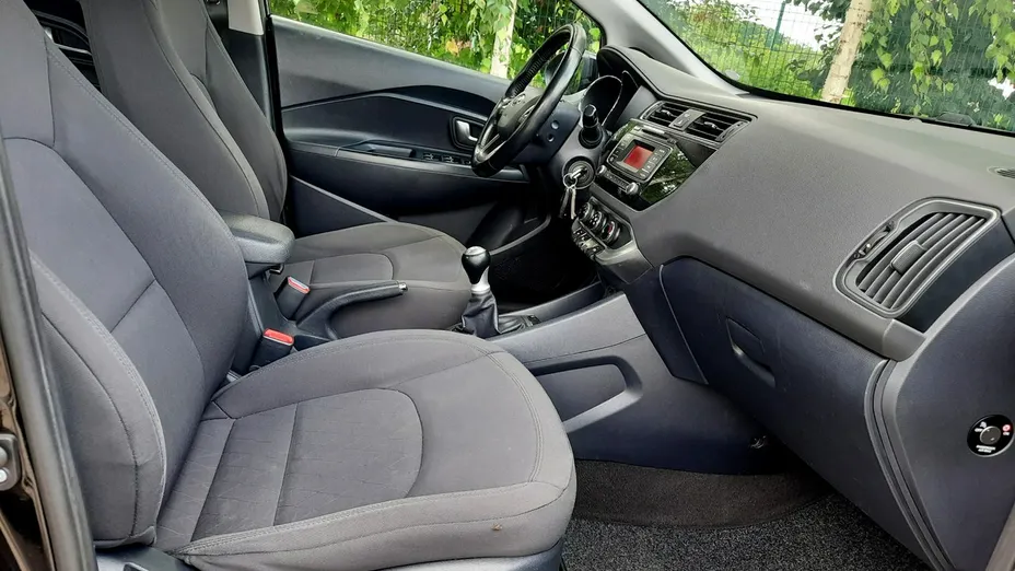 KIA Rio -