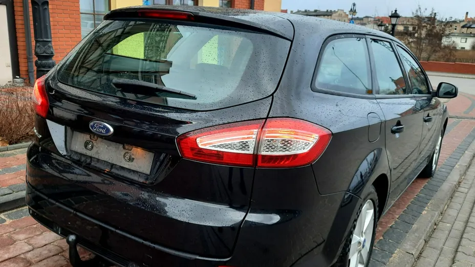 FORD Mondeo -