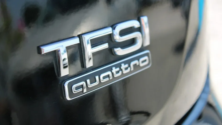 AUDI Q5 -