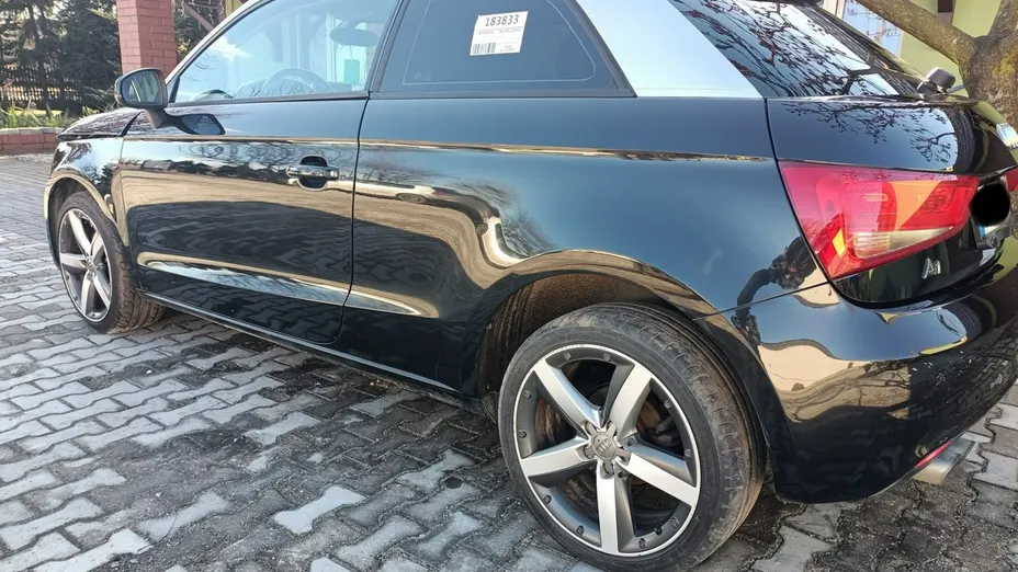 AUDI A1 -