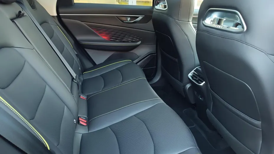 BAIC Beijing 5 Beijing 5 1.5T Luxury DCT