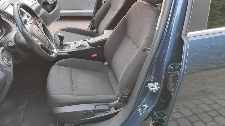 OPEL Insignia -