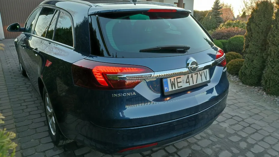 OPEL Insignia -