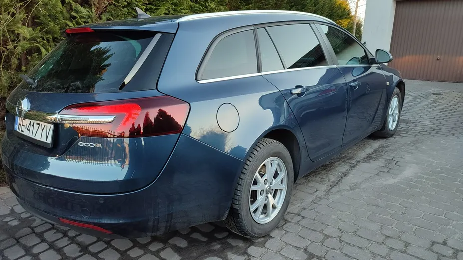 OPEL Insignia -
