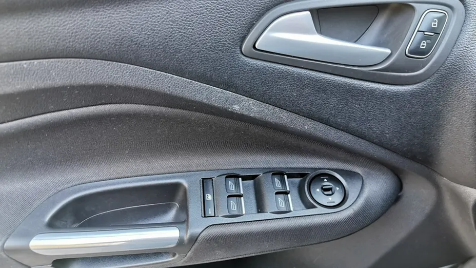 FORD C-MAX -
