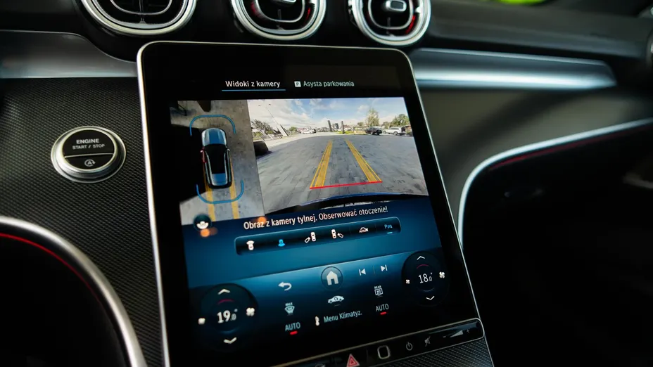 MERCEDES-BENZ C Klasa C 220 d mHEV 4-Matic AMG