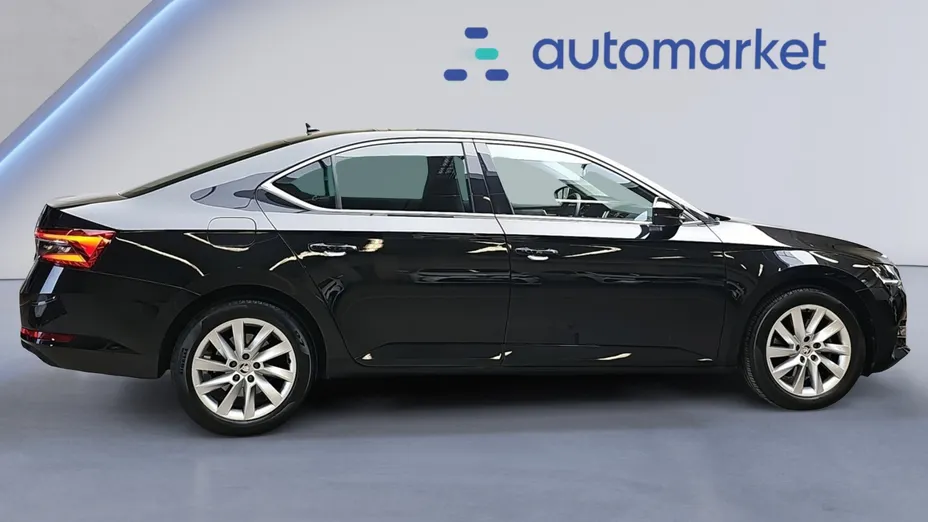 SKODA Superb Superb 2.0 TDI SCR 4x4 Style DSG