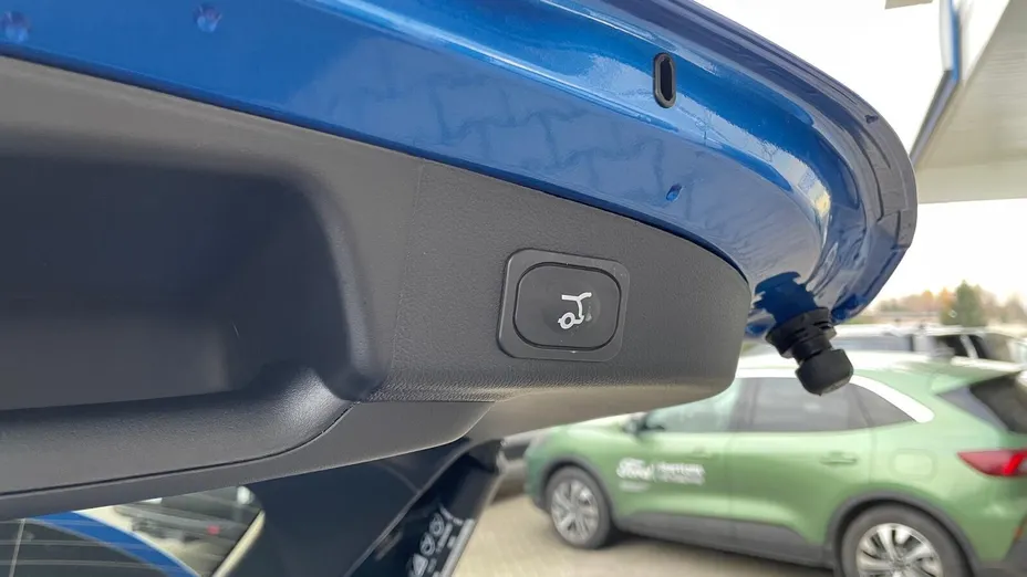 FORD Focus Focus 1.0 EcoBoost mHEV ST-Line X aut Nowy