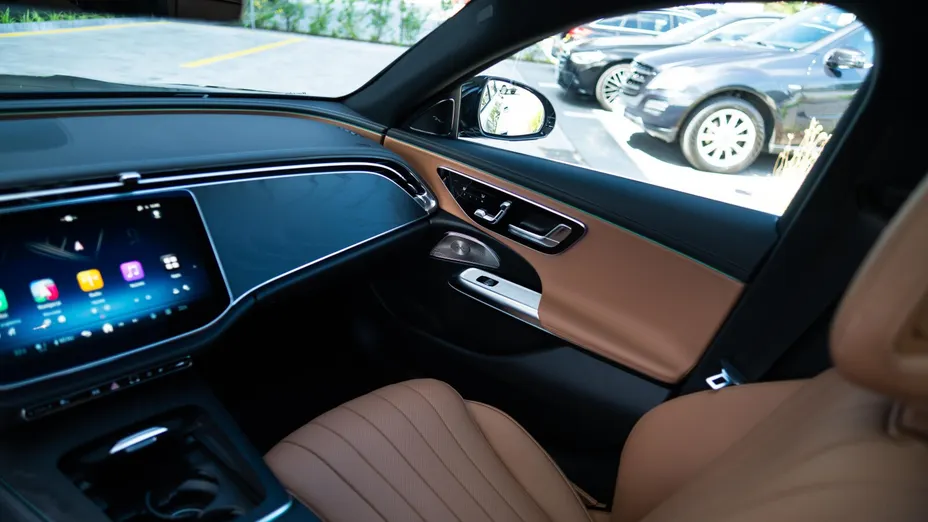 MERCEDES-BENZ E Klasa E 220 d mHEV 4-Matic AMG 9G-Tronic