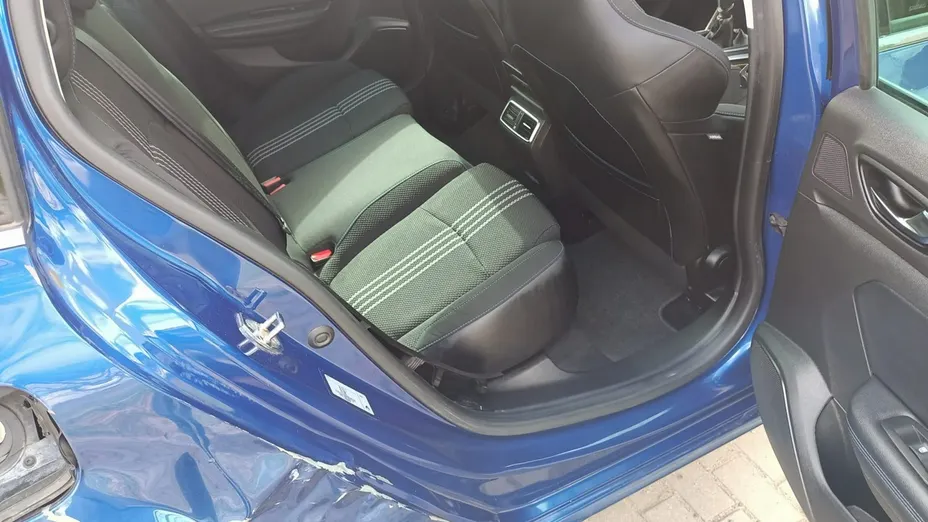 RENAULT Megane -