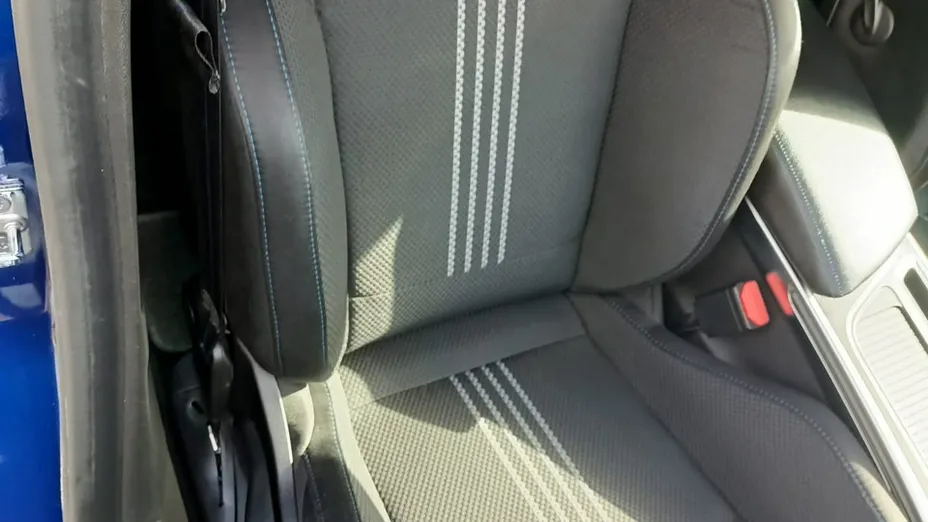 RENAULT Megane -