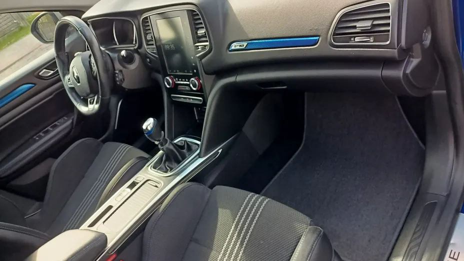 RENAULT Megane -