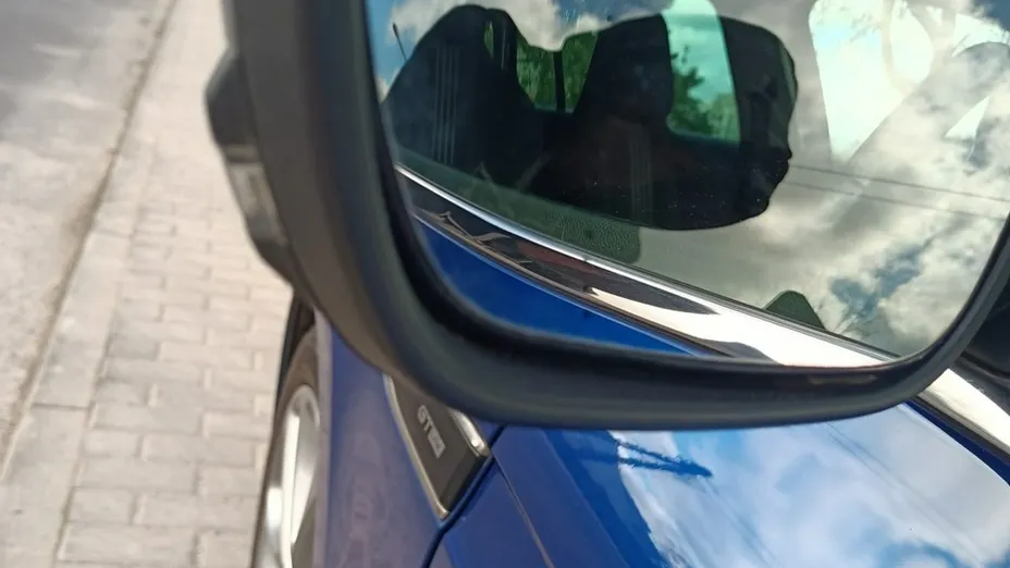 RENAULT Megane -