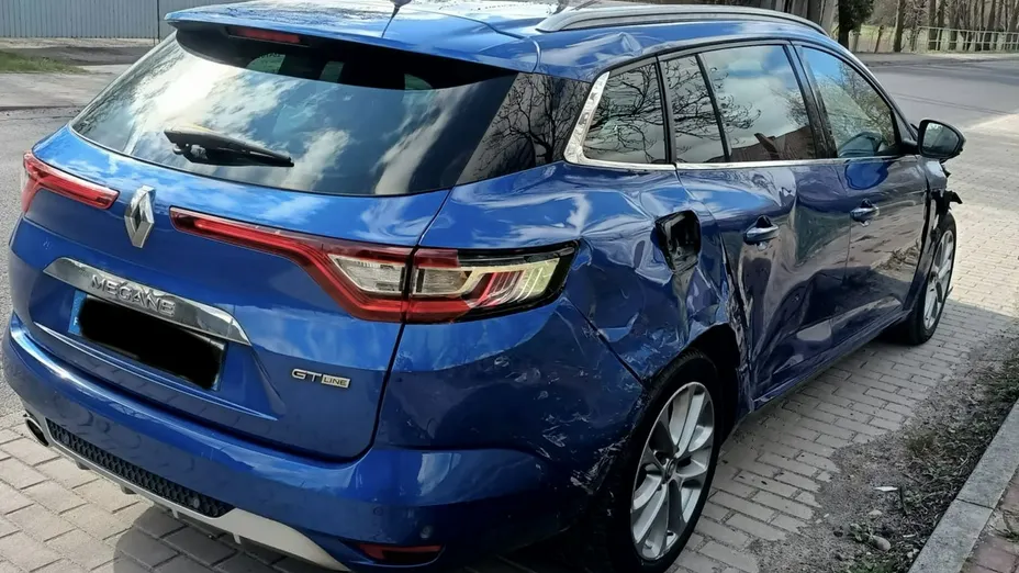RENAULT Megane -