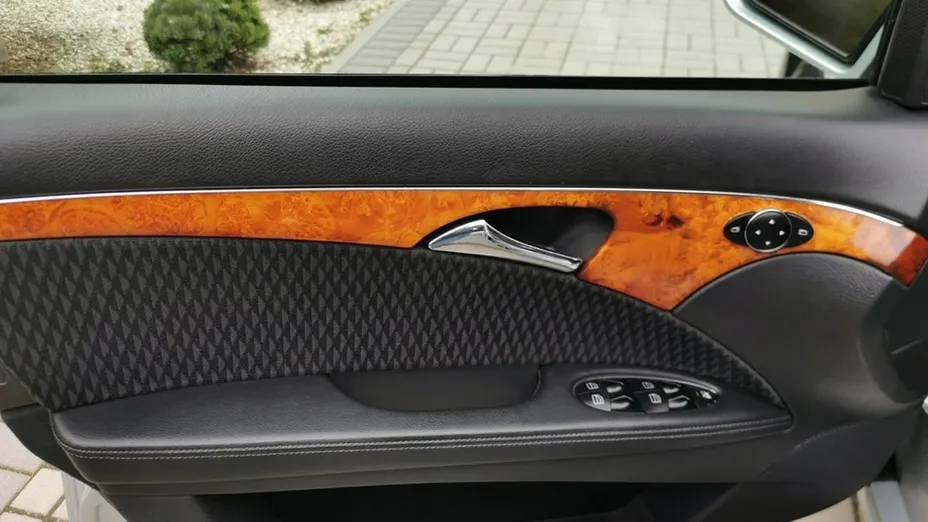 MERCEDES-BENZ E Klasa -