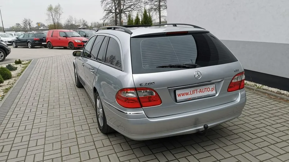 MERCEDES-BENZ E Klasa -
