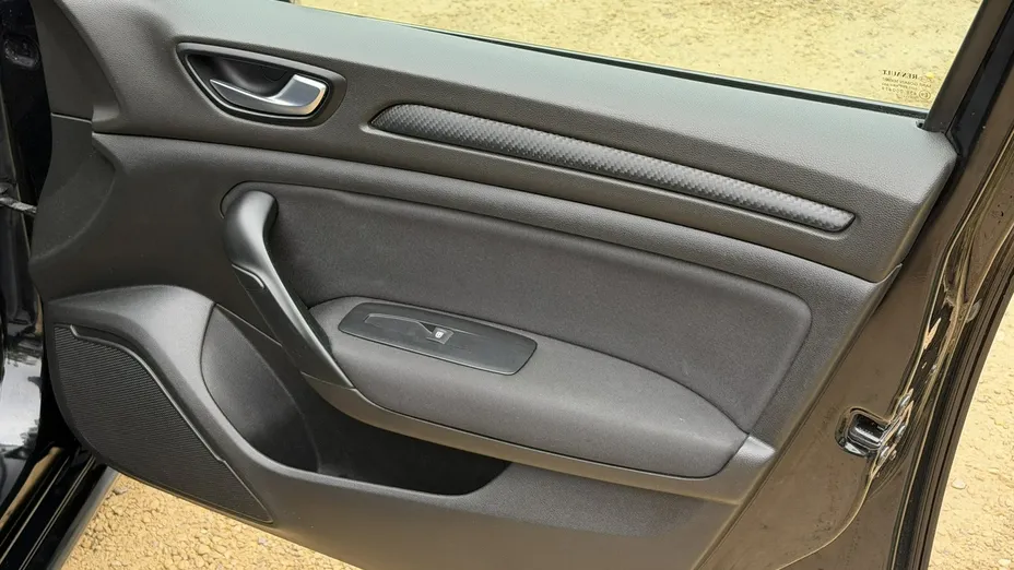 RENAULT Megane -