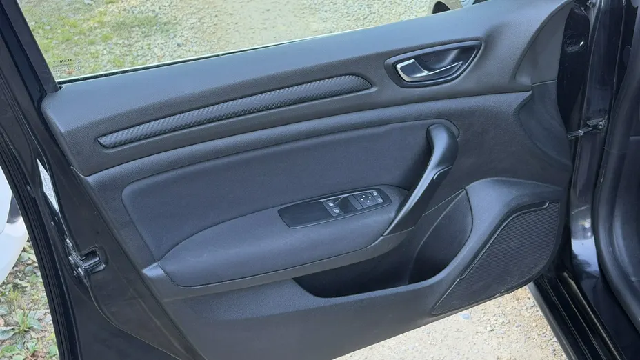 RENAULT Megane -