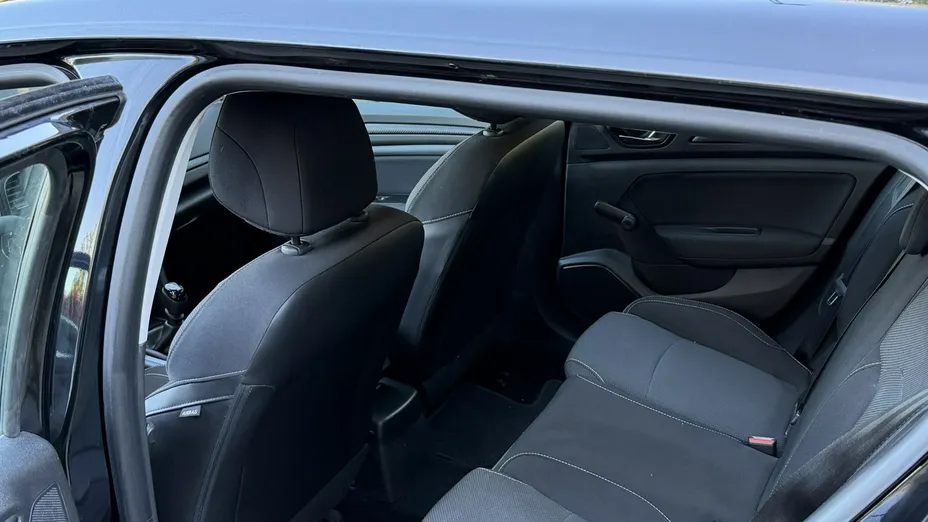RENAULT Megane -