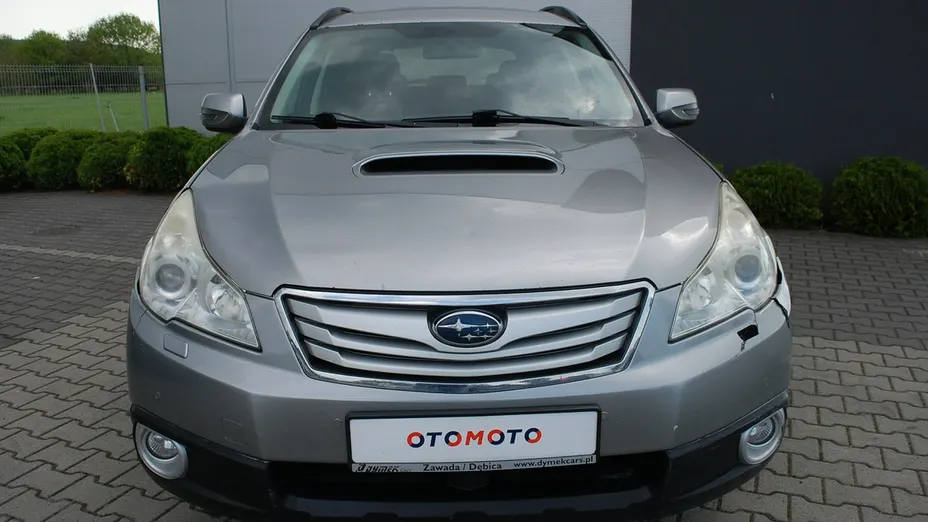 SUBARU Legacy -