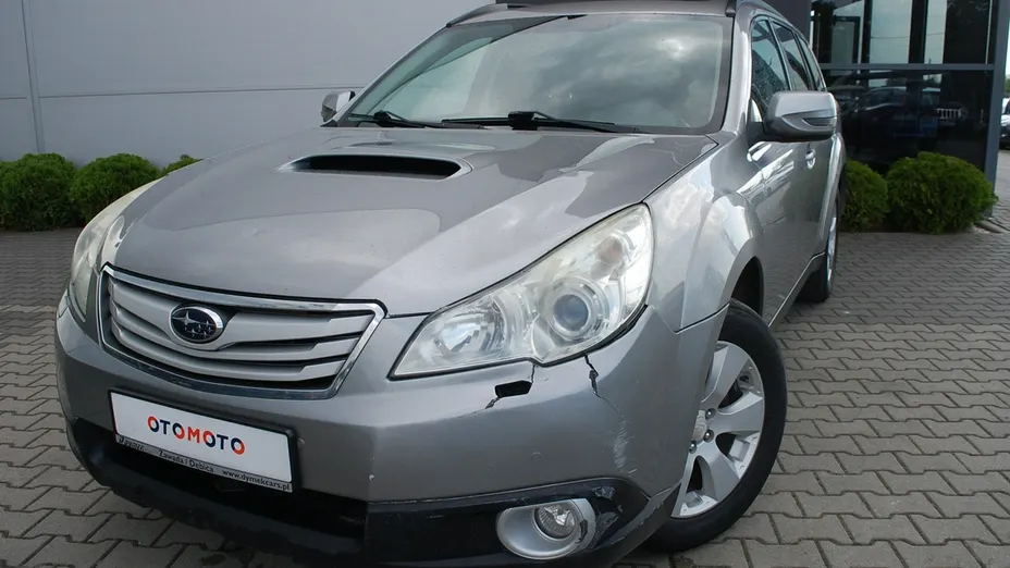 SUBARU Legacy -