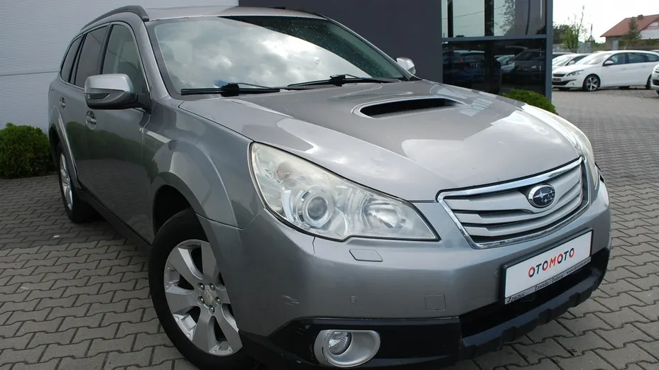 SUBARU Legacy -